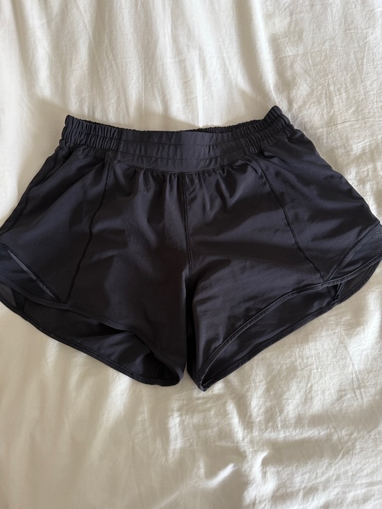 lululemon athletica Pants - Lululemon Hotty Hot Low Rise Shorts 4in women’s  Running Shorts